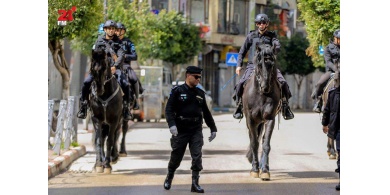 الشرطة تقبض على 16 شخص لعدم التزامهم بتعليمات الحجر البيتي في رام الله
