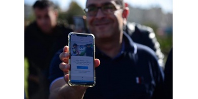 "الانترنت" مجانا عند نقاط التفتيش الفلسطينية