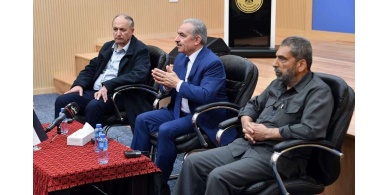 اشتية: استعداداتنا تطورت بشكل كبير في مواجهة "كورونا" وباستطاعتنا إجراء 4 آلاف فحص يوميا