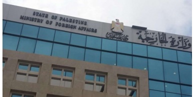 "الخارجية": 39 وفاة و925 إصابة بفيروس "كورونا" بين أبناء جالياتنا حول العالم