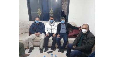 أمضى 18 عاماً في سجون الإحتلال...محافظ جنين يهنئ الأسير المحرر شواهنة