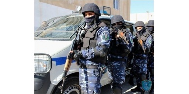 الشرطة تفض شجاراً نتج عنه 5 إصابات وتلقي القبض على 4 مشتبه بهم بنابلس