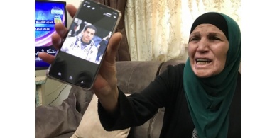 رغم الإعاقة- إياد سقط بالرصاص على عتبات الأقصى (فيديو)