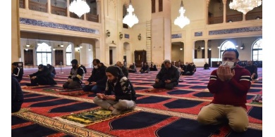 أوقاف غزة تقرر فتح المساجد تدريجيًا لأداء صلاة الجمعة فقط وإقامة صلاة عيد الفطر
