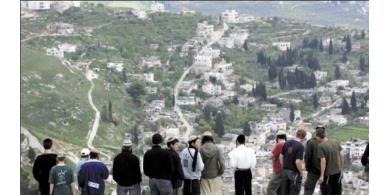 مستوطنون يعربدون على شارع جنين- نابلس