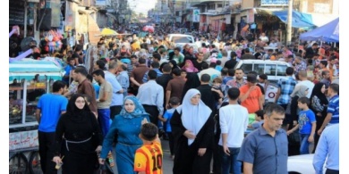 الصحة العالمية: الإزدحام بأسواق غزة وفتح المساجد سيساهم بانتشار فيروس (كورونا)