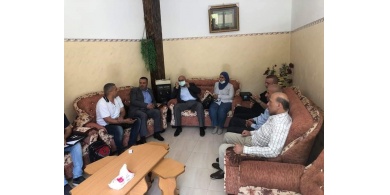 محافظ جنين يتفقد بلدة يعبد ويطلع على أوضاع المواطنين