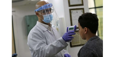 لماذا انتشر "كورونا" بسرعة في الخليل؟ ﻿