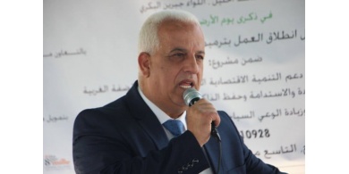 محافظ الخليل يكشف حقيقة القوائم والأسماء المتداولة لمتهمين بتسريب عقارات للمستوطنين