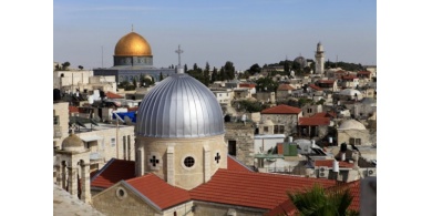 محكمة إسرائيلية توافق على بيع أملاك الكنيسة في القدس للمستوطنين