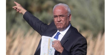 عريقات: لا استجابة عربية لطلب القرض.. والتطبيع استباحة للدم الفلسطيني