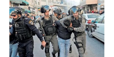 الاحتلال يعتقل 4 شبان من البلدة القديمة في القدس