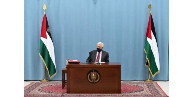 مركزية فتح تؤكد رفض كل المخططات الهادفة لتصفية القضية الفلسطينية