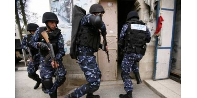 الشرطة تغلق 3 قاعات افراح وتلقي القبض على اصحابها في رام الله