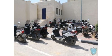 الشرطة تضبط (20) دراجة نارية غير قانونية في جنين