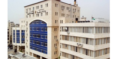المالية: لا جديد بخصوص صرف الرواتب