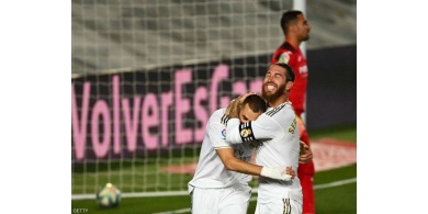 فعلها زيدان.. ريال مدريد يتوج بطلا للدوري الإسباني