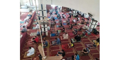 وكيل وزارة الأوقاف: هناك دراسة لإقامة صلاة الجمعة في الساحات الخارجية ﻿