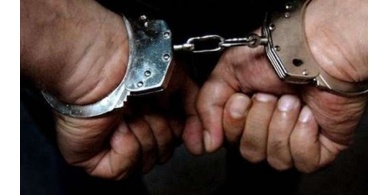 الشرطة توقف شخص بتهمة الافتراء والتشهير على الشرطة في مواقع التواصل الاجتماعي