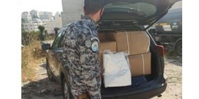 الضابطة تضبط "قماش المستوطنات"