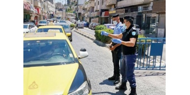 بعد دعوة النقابة جميع السائقين العودة لعملهم.. وزارة النقل: نتفهم المطالب، ولكن!!
