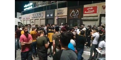اتفاق بين غرفة تجارة الخليل والمحافظ على فتح الاسواق ﻿
