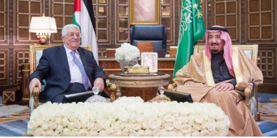 الرئيس يهنئ خادم الحرمين الشريفين بنجاح العملية الجراحية ﻿