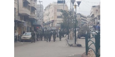اصابة اكثر من ٢٥ مريضا بحالات اختناق جراء الغاز المسيل للدموع