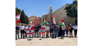 وقفة تضامنية مع الشعب اللبناني في بيت لحم