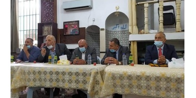 محافظ جنين و وكيل وزارة الأوقاف يجتمعون بالائمة وموظفي الاوقاف في مسجد النور