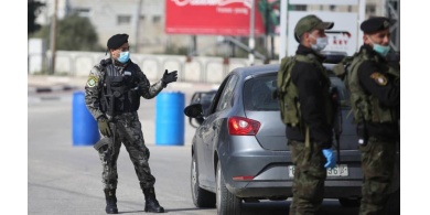 إغلاق قرية اللبن الشرقية بعد ازدياد عدد الإصابات المسجلة فيها بفيروس بكورونا