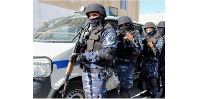 الأمن يفض 6 اعراس ويعتقل مطربين في نابلس