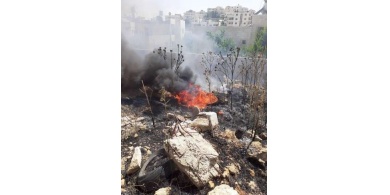 اندلاع حريق قرب الجدار بمدينة الخضر