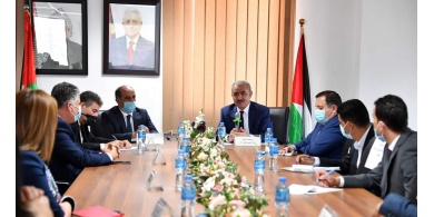 اشتية: وزارة الزراعة في صلب الأمن القومي وخط الدفاع الأول عن الأرض