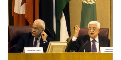 عريقات: الرئيس عباس أعطى الفصائل الفلسطينية أكبر تفويض