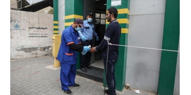 ثلاث حالات وفاة و170 اصابة بفيروس كورونا في القدس خلال يومين