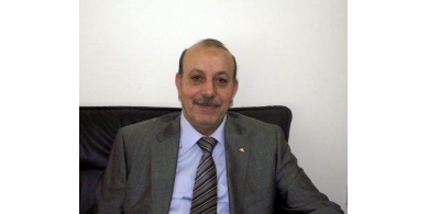 بعد التطبيع.. الرئيس عباس يستقبل سفير فلسطين لدى البحرين