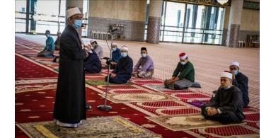 ما مصير صلاة 'الجمعة' في مساجد الضفة؟