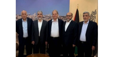 وفد من 'فتح' يلتقي قادة الفصائل الفلسطينية في دمشق