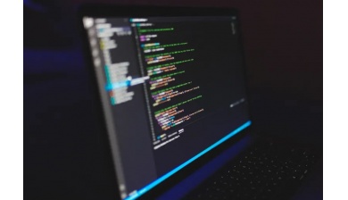 "جريمة قتل".. الذكاء الاصطناعي يتظاهر بأنه شاهد عيان ويرسل بلاغا كاذبا للشرطة

