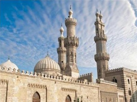 الأزهر الشريف يعلق على حادث قطع رأس مدرس في فرنسا