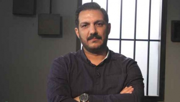 تفاصيل صادمة... الإعلامي معاذ العمري يعترف بقطع الإتصال عن الأسيرة المحررة التميمي