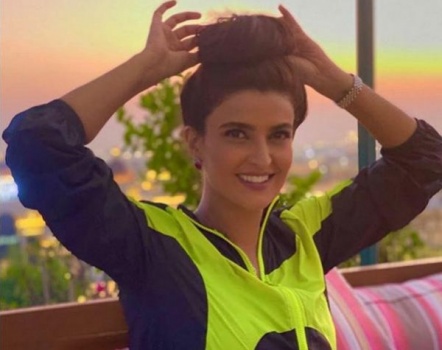 شاهد: "كيك المنسف" من عيد ميلاد علا الفارس