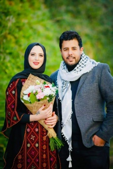 الفنان قاسم النجار يودع العزوبية ويعلن خطوبته