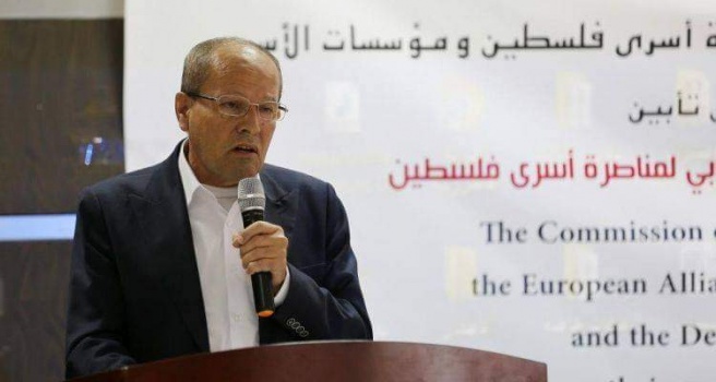 أبو بكر: الاحتلال سيبدأ بتطعيم الاسرى ضد "كورونا" الأيام المقبلة ونطالب بإشراف أطباء فلسطينيين