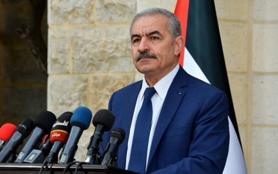 قضية مقام النبي موسى.. اشتية: سنوقع كل العقوبات على المتسببين بهذه الإساءة