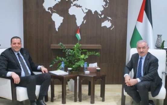 رئيس الوزراء: نسعى لتسجيل كافة أراضي دولة فلسطين