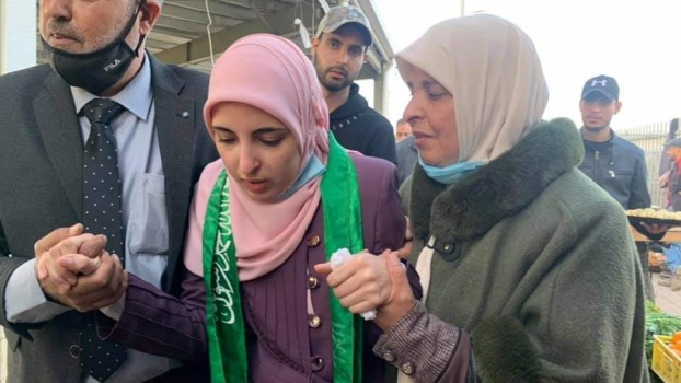 الإحتلال يفرج عن أسيرة على حاجز الجلمة شمال جنين بعد 5 سنوات من الاعتقال