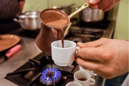 أخطاء شائعة في صنع القهوة يرتكبها الجميع