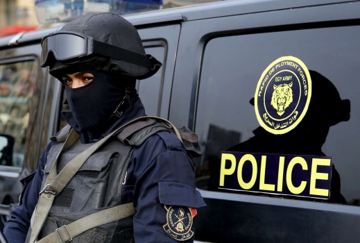 سيدة مصرية تستولى على 500 مليون جنيه بطريقة ماكرة